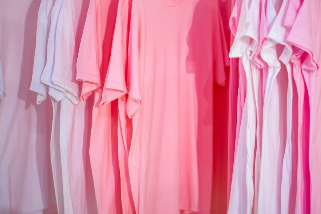 From Blush to Fuchsia: Fashioning Perfect Pink Ensembles